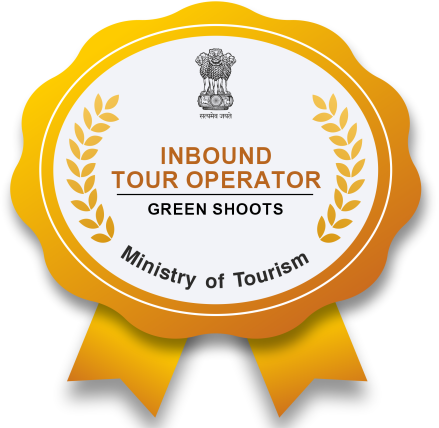 Ravi Tours India Logo